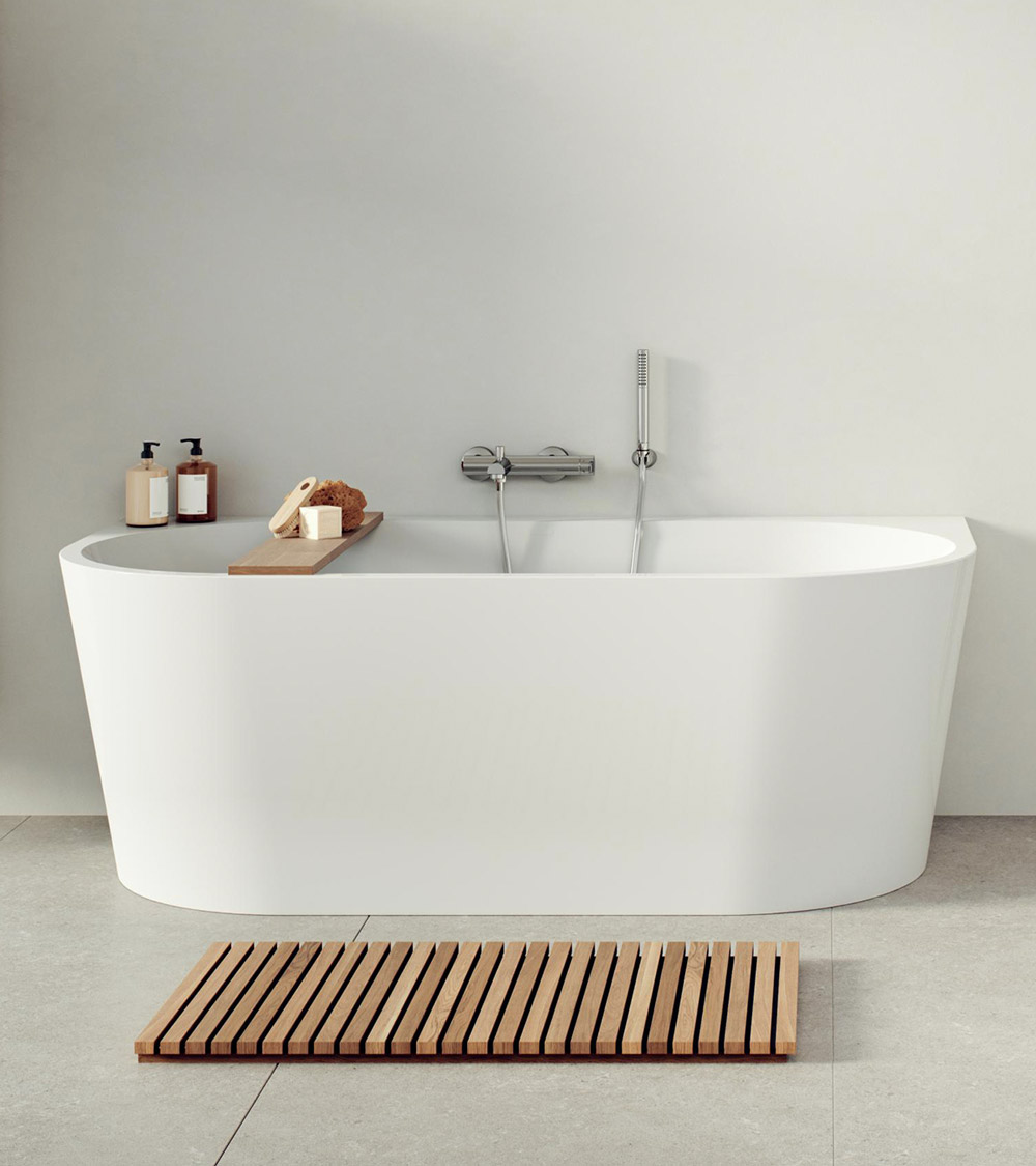 Badkar i Lucite